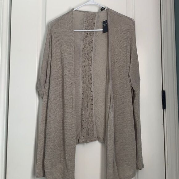 Abercrombie & Fitch Cardigan - Picture 2 of 5